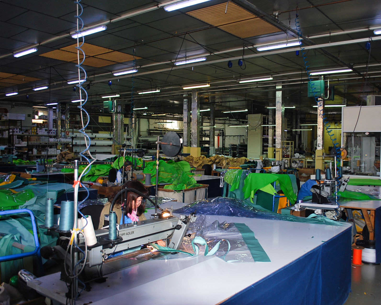 Fabricación INACA 2000s